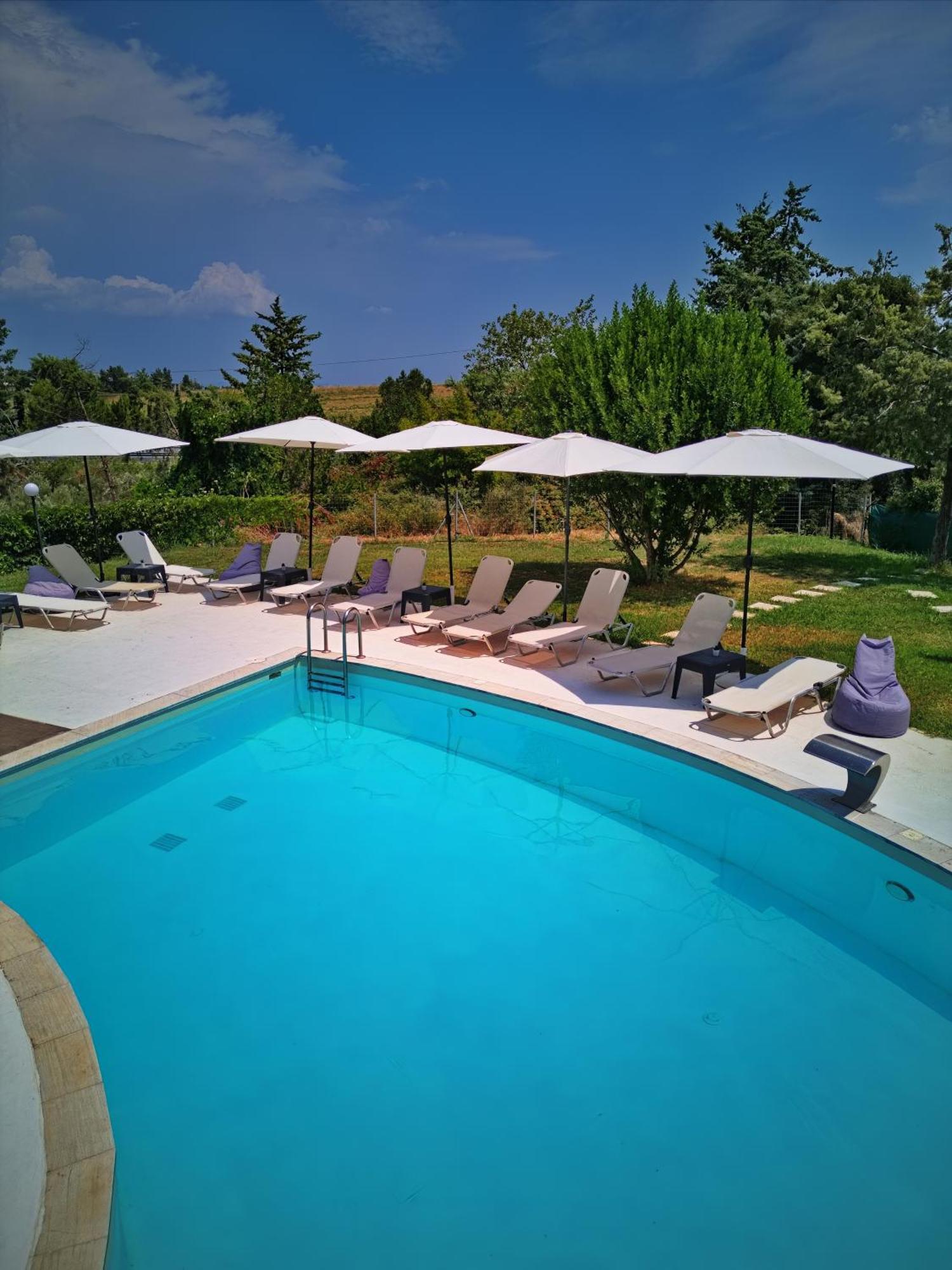 Marele Hills Apartments Nea Fokea Exterior foto